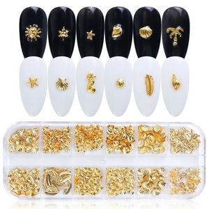 Gold nail art sea shells accessories